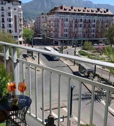 Park Au Centre Annecy